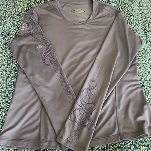 REI women’s shirt